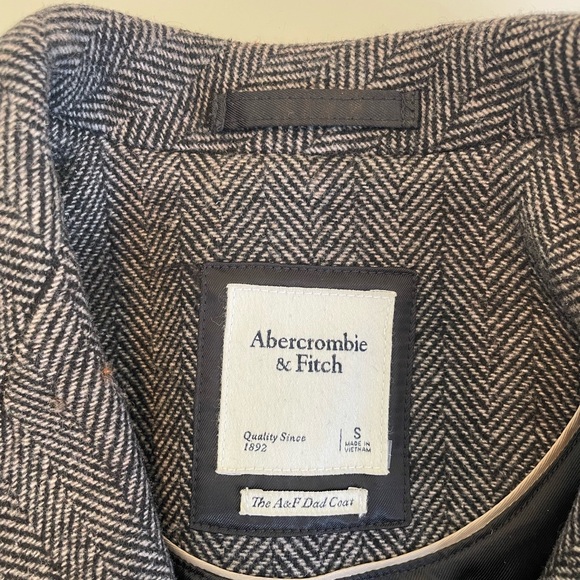 Abercrombie & Fitch wool blend herringbone Dad coat - Picture 4 of 6